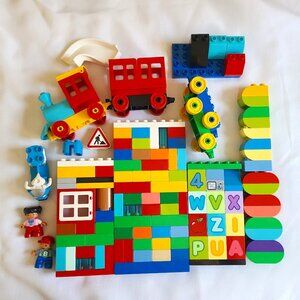 Lego Duplo Creative Brick Lot Blocks Minifigures Vehicles Wheeled Bases  MC